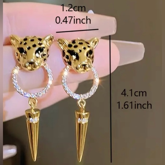 Vintage Leopard, Panther, Cat Head, Cone Drop Cubic Zirconia Circle, Earrings - Picture 4 of 7